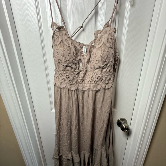 Zenana Outfitters Taupe Lace Backless Dress - Picture 1 of 7